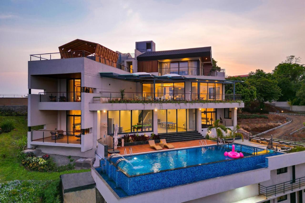 Pearl Lakeview Mansion: Luxurious Lakeside Villa with Infinity Pool and Entertainment Igatpuri Exterior photo