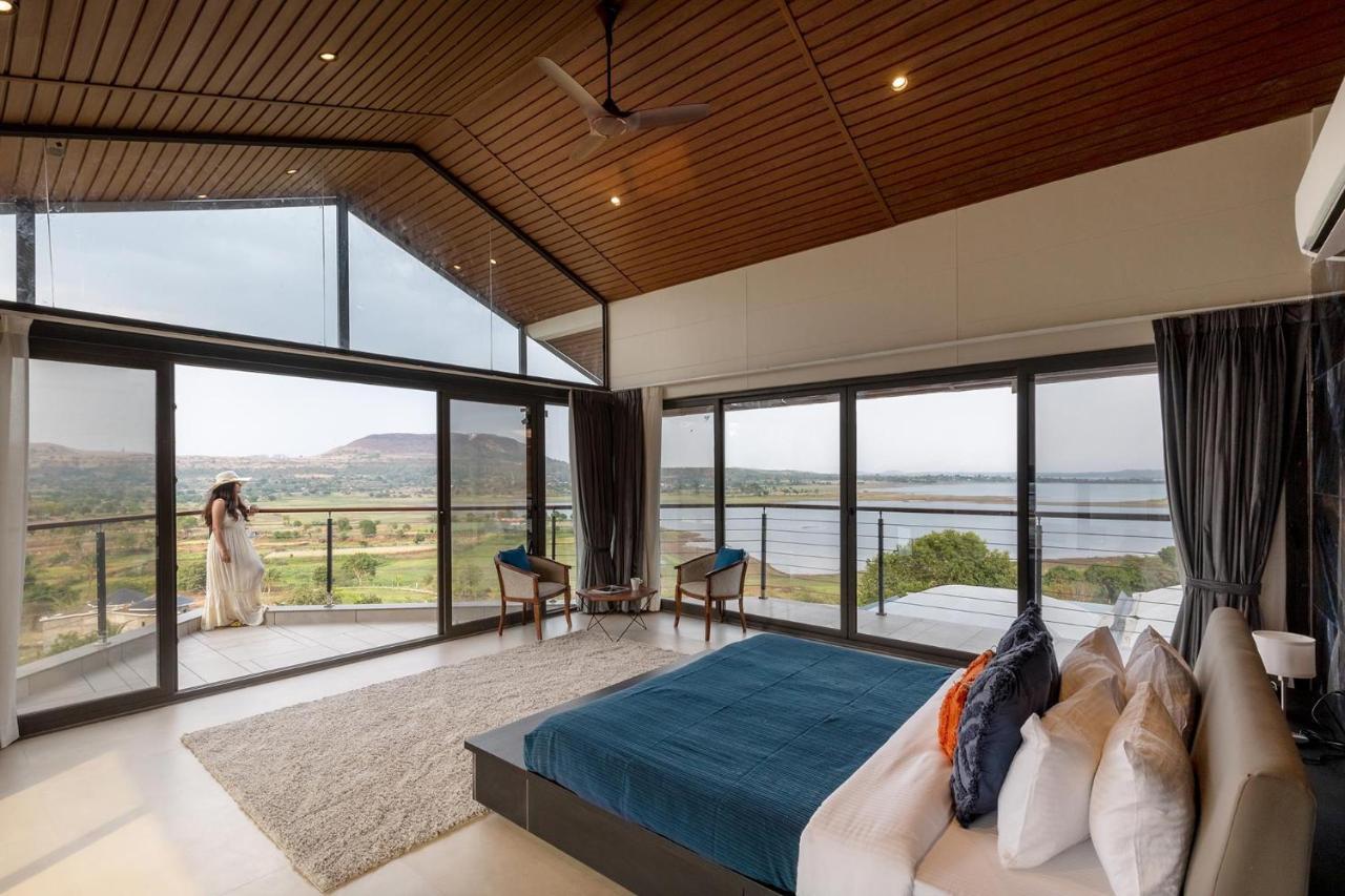 Pearl Lakeview Mansion: Luxurious Lakeside Villa with Infinity Pool and Entertainment Igatpuri Exterior photo