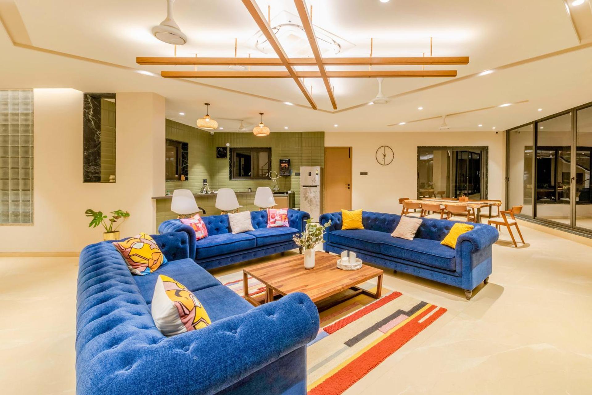 Pearl Lakeview Mansion: Luxurious Lakeside Villa with Infinity Pool and Entertainment Igatpuri Exterior photo