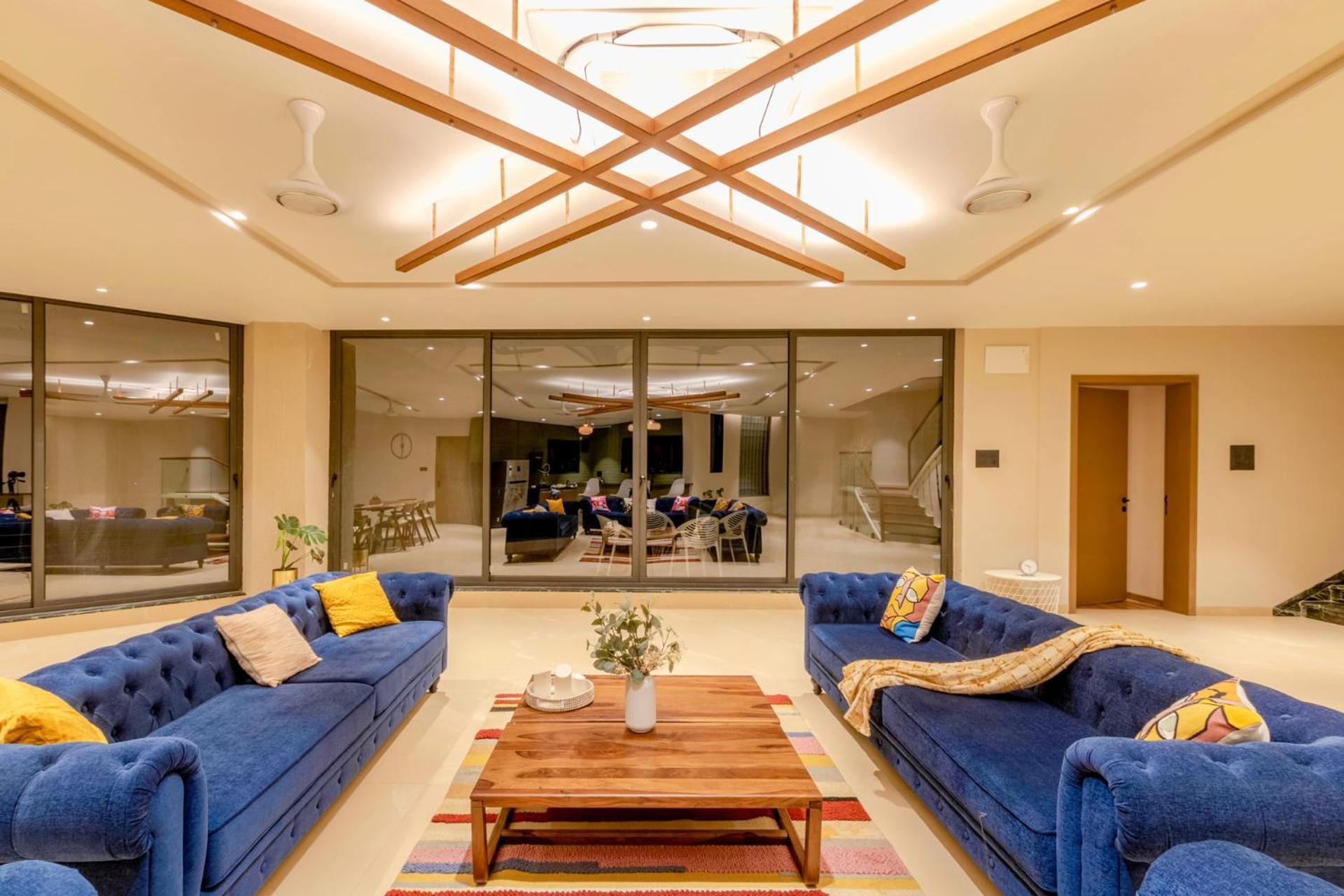 Pearl Lakeview Mansion: Luxurious Lakeside Villa with Infinity Pool and Entertainment Igatpuri Exterior photo