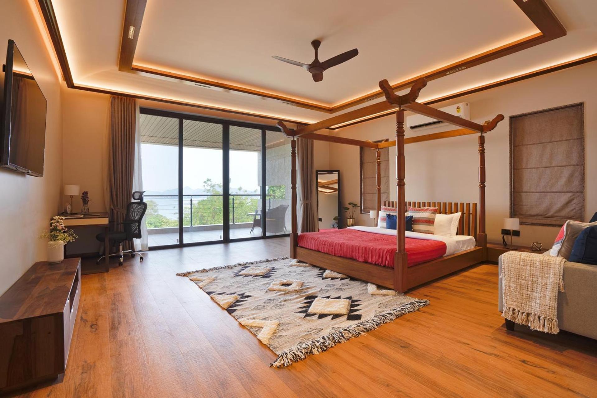 Pearl Lakeview Mansion: Luxurious Lakeside Villa with Infinity Pool and Entertainment Igatpuri Exterior photo